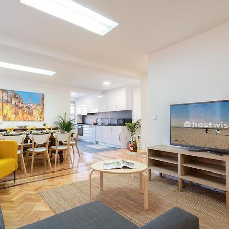 Host Wise - Spacious Fresh Flat W Terrace - Near Sea Espinho  Bagian luar foto