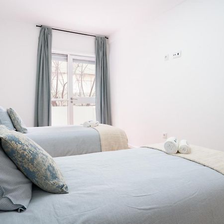 Host Wise - Spacious Fresh Flat W Terrace - Near Sea Espinho  Bagian luar foto