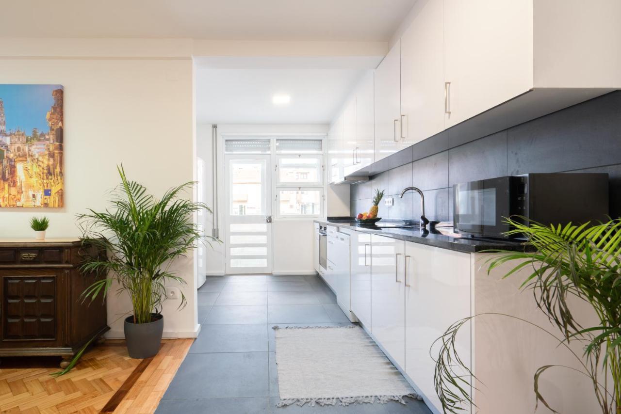 Host Wise - Spacious Fresh Flat W Terrace - Near Sea Espinho  Bagian luar foto