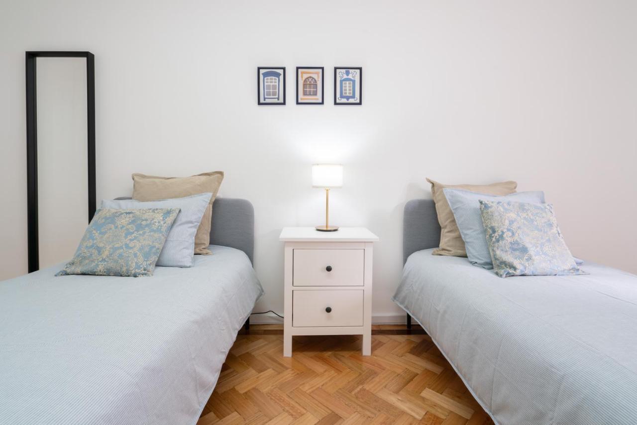 Host Wise - Spacious Fresh Flat W Terrace - Near Sea Espinho  Bagian luar foto
