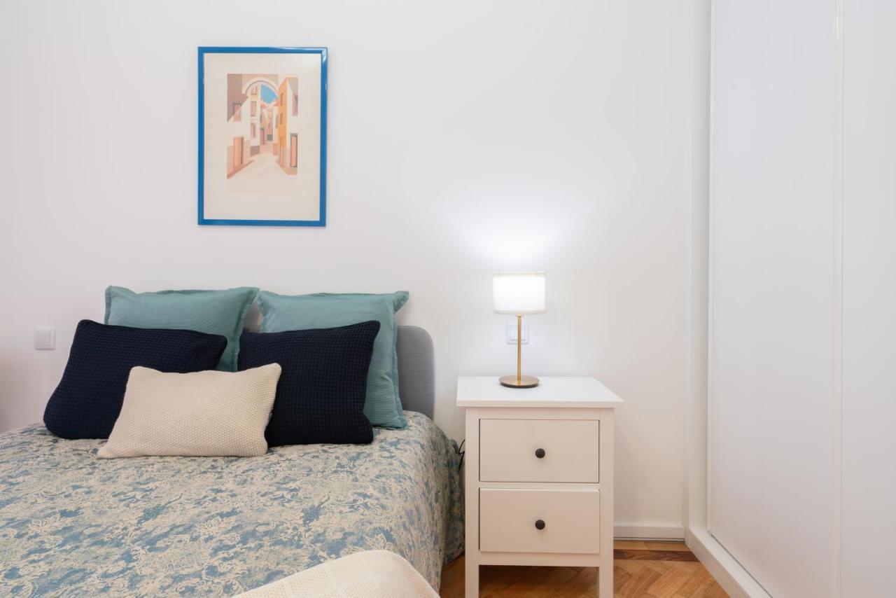 Host Wise - Spacious Fresh Flat W Terrace - Near Sea Espinho  Bagian luar foto